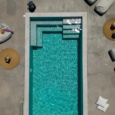 Seaview Pool Near Alemagou *