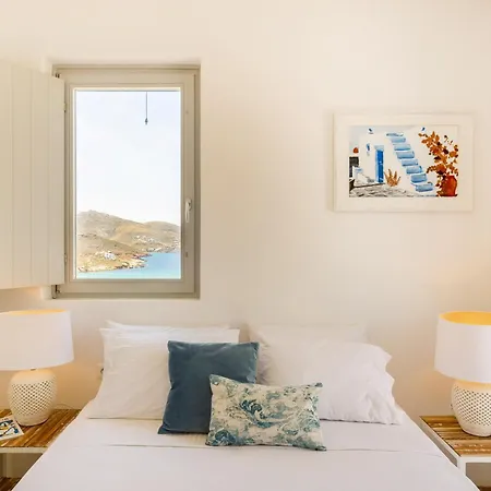 Seaview Pool Near Alemagou Ftelia (Mykonos)