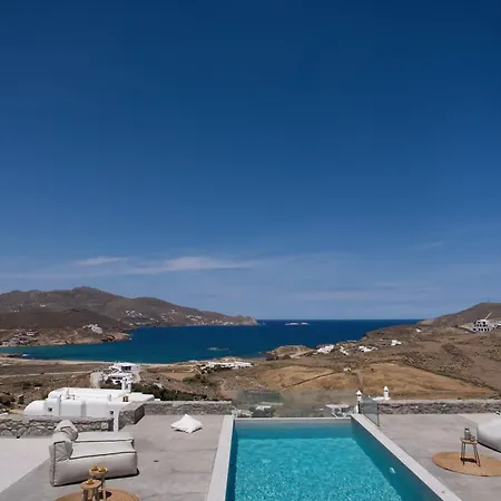 Seaview Pool Near Alemagou