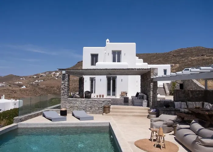 Seaview Pool Near Alemagou