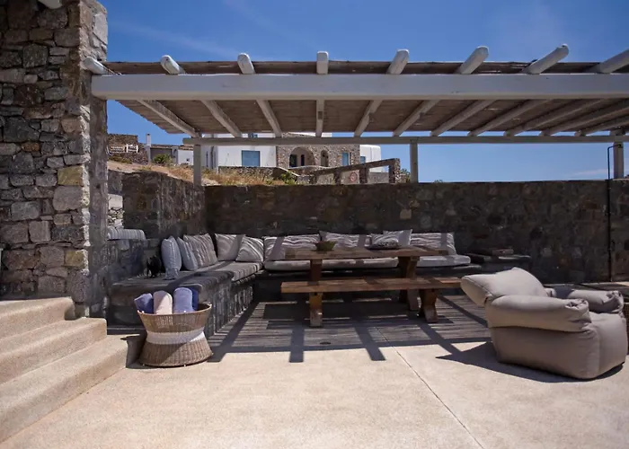 Seaview Pool Near Alemagou